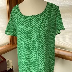 Banana Republic size small shell top